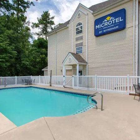 Microtel Inn & Suites by Wyndham Augusta Riverwatch