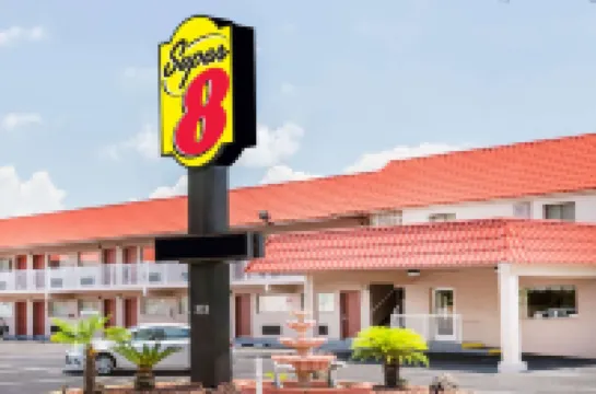 Super 8 by Wyndham Ft Walton Beach Hoteles en 