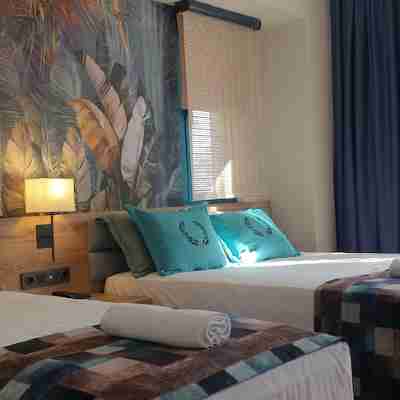 Club Bellamare  Beach Rooms