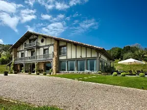 Hotel Iturregi