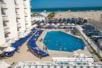 ICONA Diamond Beach - Pools