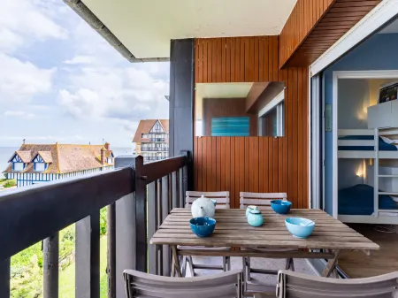 La Bizontine Отели рядом с достопримечательностью «Méridien De l'Amour»