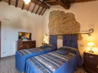 Carola Hotels in Cinigiano