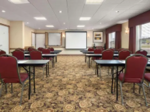 Country Inn & Suites by Radisson, Stevens Point, WI Hotels in Stevens Point