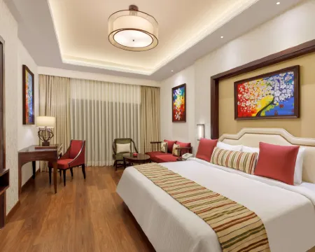 Sarovar Portico Dehradun Hotel a Dehradun