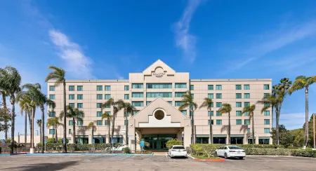 Country Inn & Suites by Radisson, San Diego North, CA Отели рядом с достопримечательностью «Университет Калифорния, Сан-Диего»