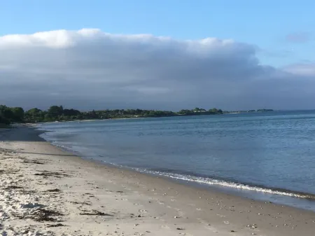 "Rikus" - 300m from the Sea