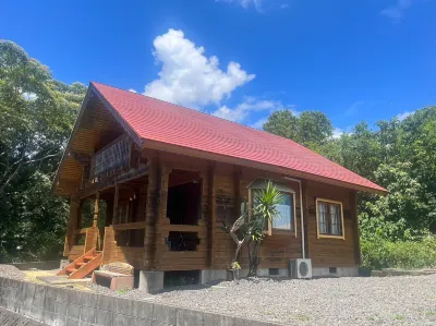 Log House Hata Hotels in Сіма