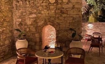 Dionysos 1789 Boutique Hotel