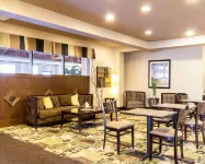 Quality Inn & Suites Oakwood Village - Cleveland South Hotels in Macedonia