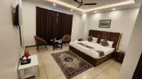 Azizia Inn