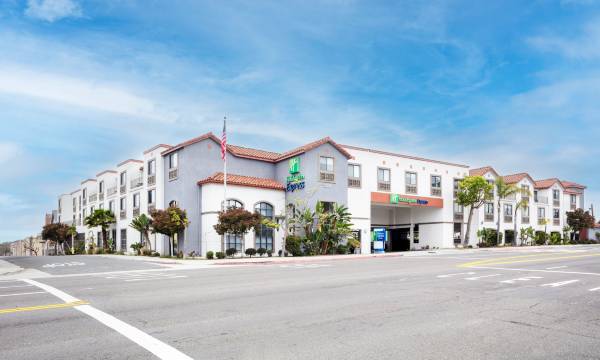 Holiday Inn Express & Suites Hermosa Beach by IHG