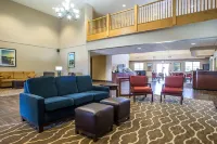 Comfort Suites Delavan - Lake Geneva Area