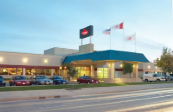 Canad Inns Destination Centre Transcona Отели в г. 
