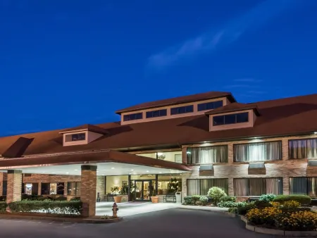 The Pell Отели рядом с достопримечательностью «Терд Бич»