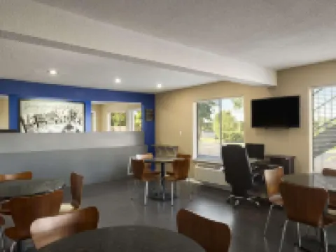 Quality Inn Crestview I-10 Eglin AFB Area Hotels in Crestview