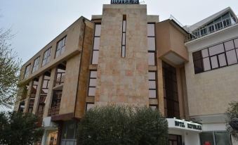 Hotel Republika Berat