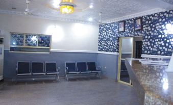 Emrosy Hotels and Suites