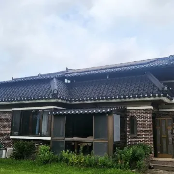 Damyang Friend and Doldamgil Pension
