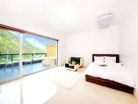 Tongyeong Hue Spa Pension