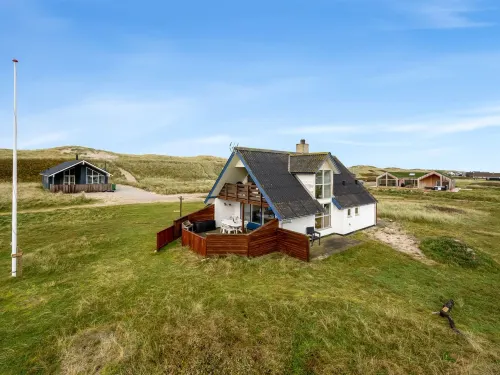 "Eringisl" - 50m from the Sea