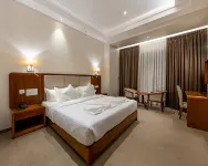 Grand Regal Các khách sạn gần Adarsh group kadegaon