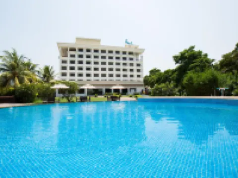 Sun-n-Sand Shirdi Hotels in Shirdi