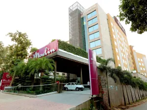 Hotel Madin