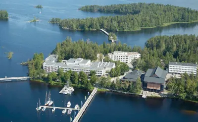 Spahotel Casino Hotels near Helluntaiseurakunta