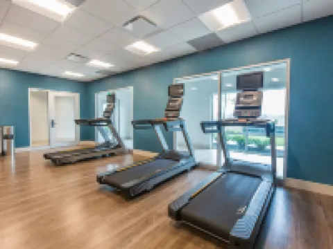 Holiday Inn Express & Suites WELLAND by IHG Hotels in Welland