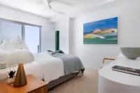 Luxico West Beach - Homestays