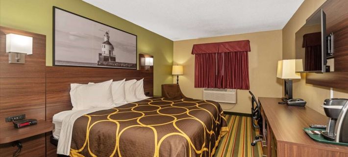 Super 8 by Wyndham Superior WI Hotels in Superior