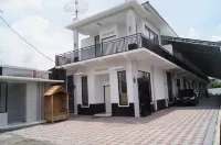 Medical Residence Yogyakarta Hotel dekat Kerajinan Kitiran Gareng Petruk