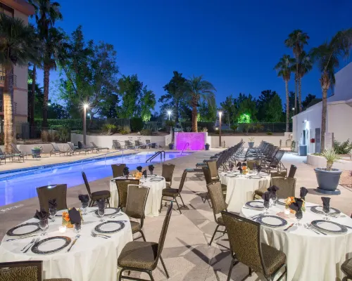 Embassy Suites by Hilton Phoenix Biltmore Dining Photos