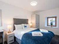 Harbour Nights 7D Hotels near Lossiemouth Bay Caravan Park