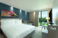 Hampton by Hilton Hamilton Park Hotels in Удингстон