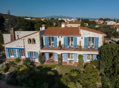 Mas del Flor Hotels in Ceret