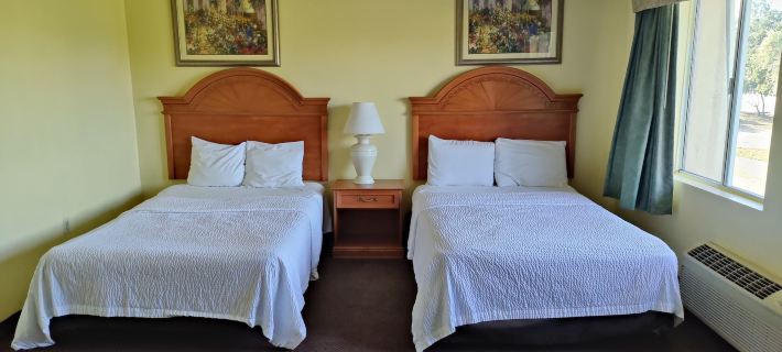 Stockton Inn Hotels in Stockton