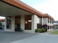 Days Inn & Suites by Wyndham Logan Hôtels à : Logan