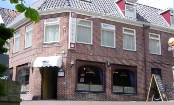 Hotel Café Restaurant 't Raedhûs