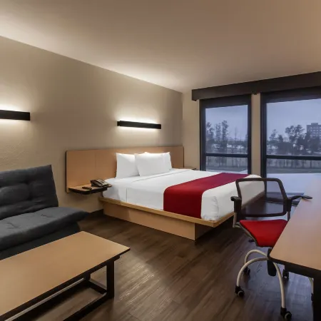 City Express by Marriott Celaya Galerias