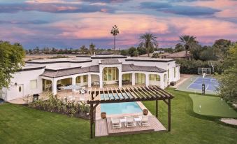 Farrier by AvantStay Spectacular 7Br Mediterranean-Style Estate w Pool