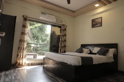 Anant Villa and Resort 악시 호텔