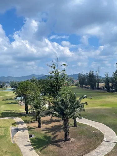 รูปภาพของApartment at Skypark Laguna next to golf course