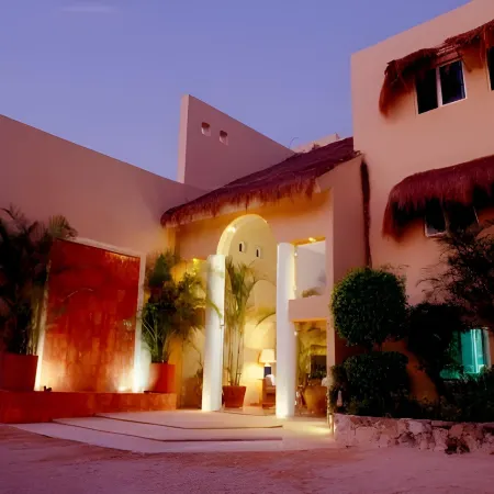 Hotel Playa la Media Luna