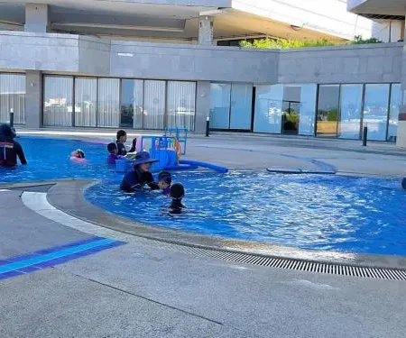 Thumrin Thana Hotel