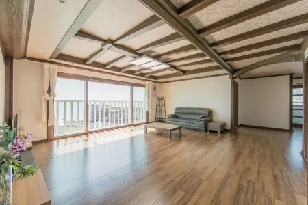 Gyeongju Ocean Pension 1527 Отели рядом с достопримечательностью «Submerged Tomb of King Munmu»