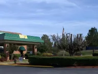 Fairview Inn - Greensboro Airport