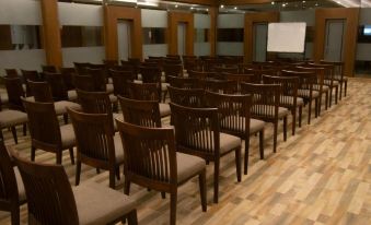 Al Massa Grand Hotel
