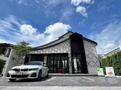 Glyn Chiangmai